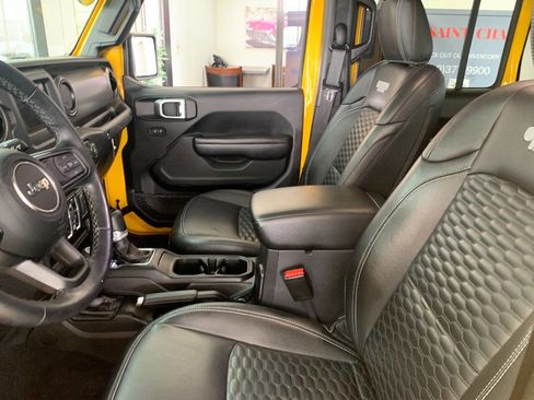 Used 2021 Jeep Wrangler Unlimited Sport image 10