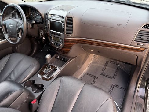 Used 2011 Hyundai Santa Fe Limited w/ Navigation Pkg 4 image 36