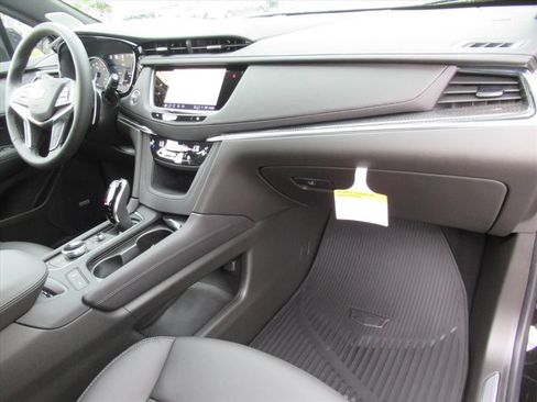 New 2026 Cadillac XT5 Sportv AWD/4WD image 10