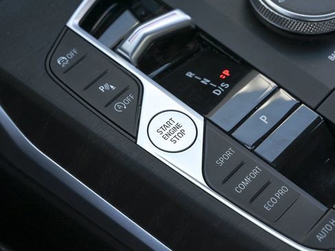 Used 2024 BMW 330i Sedan image 33