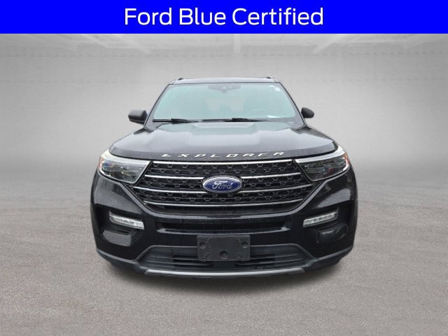Used 2020 Ford Explorer XLT w/ Equipment Group 202A AWD/4WD image 2