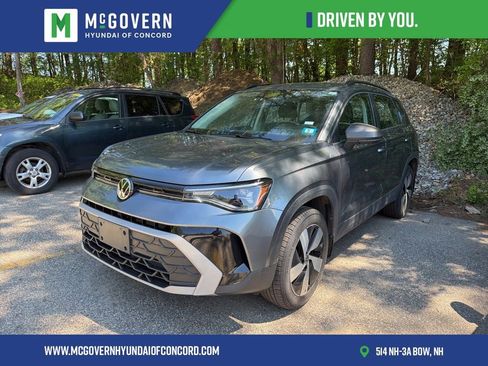 Used 2025 Volkswagen Taos S AWD/4WD image 1