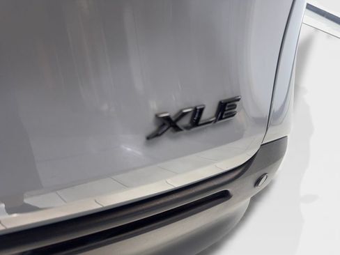 Used 2025 Toyota Sienna XLE Woodland Edition AWD/4WD image 24
