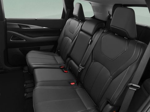 Certified 2026 INFINITI QX60 Luxe w/ Cargo Package FWD image 17