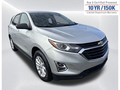 Used 2020 Chevrolet Equinox LS w/ LS Convenience Package image 3