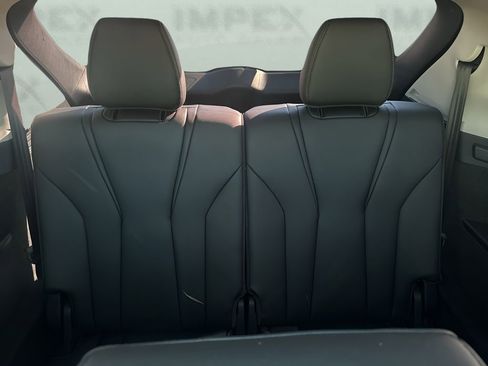 Used 2025 Acura MDX FWD image 14