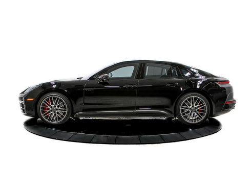 Certified 2025 Porsche Panamera Turbo AWD/4WD image 2