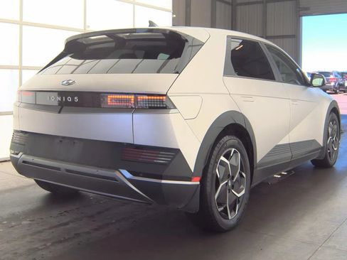 Used 2023 Hyundai Ioniq 5 SEL RWD image 4