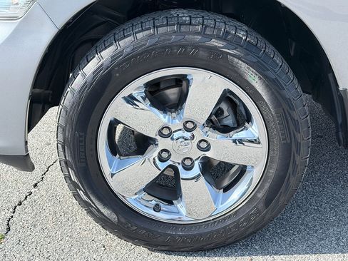 Used 2019 RAM 1500 Express RWD image 26