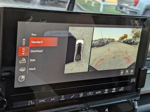 New 2026 GMC Hummer EV 4x4 Crew Cab image 11