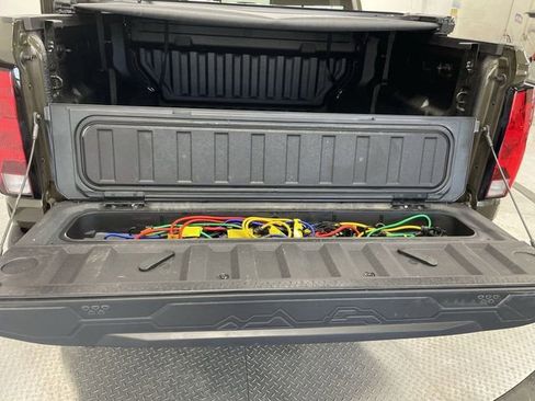 Used 2023 Chevrolet Colorado Trail Boss w/ LPO, Flex Utility Package image 26