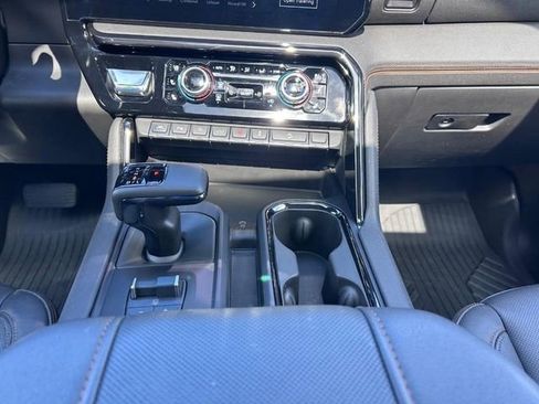 Used 2024 GMC Sierra 1500 AT4 w/ AT4 Premium Package image 17