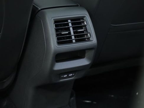 New 2026 Volkswagen Tiguan SE R-Line FWD image 36