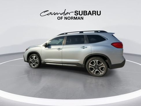Used 2023 Subaru Ascent Touring AWD/4WD image 5