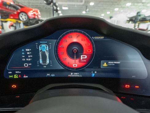 Certified 2025 Ferrari Purosangue AWD/4WD image 24