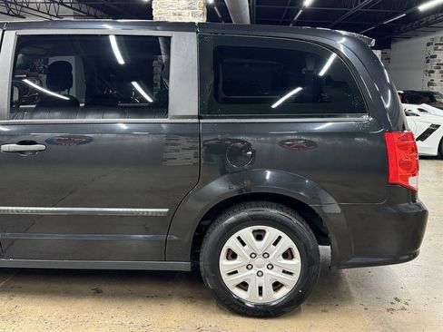 Used 2016 Dodge Grand Caravan American Value Package image 8
