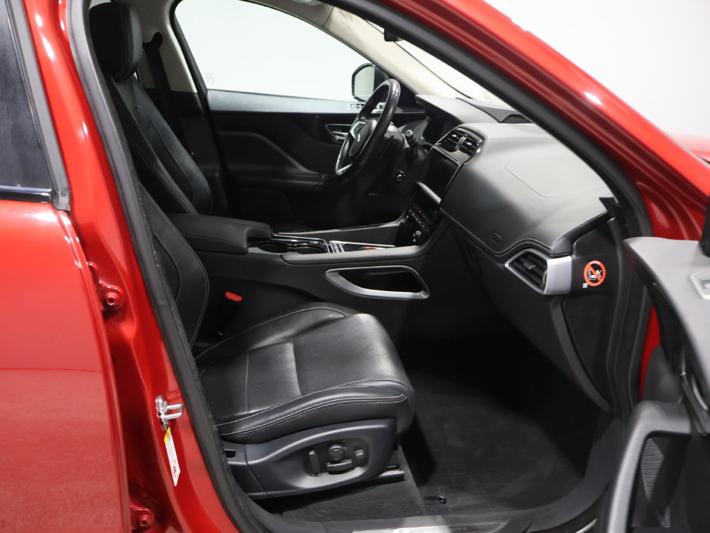 Used 2017 Jaguar F-PACE R-Sport AWD/4WD image 23