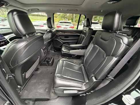 Used 2021 Jeep Grand Cherokee L Limited AWD/4WD image 21