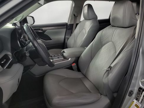 Used 2020 Toyota Highlander Platinum AWD/4WD image 15