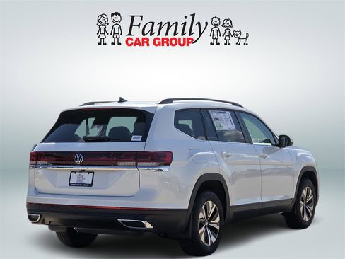 New 2026 Volkswagen Atlas SE image 4