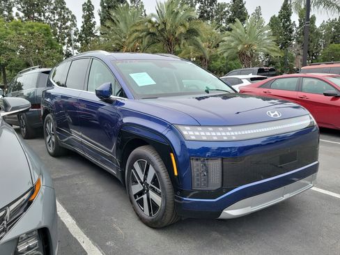 Used 2026 Hyundai Ioniq 9 SEL w/ Tow & Go Package image 3