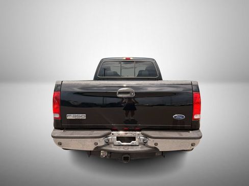 Used 2006 Ford F350 Lariat RWD image 9