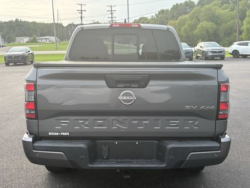 Used 2022 Nissan Frontier SV AWD/4WD image 8