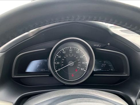 Used 2018 MAZDA MAZDA3 Touring FWD image 21