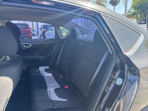Used 2018 Nissan Sentra SV FWD image 9