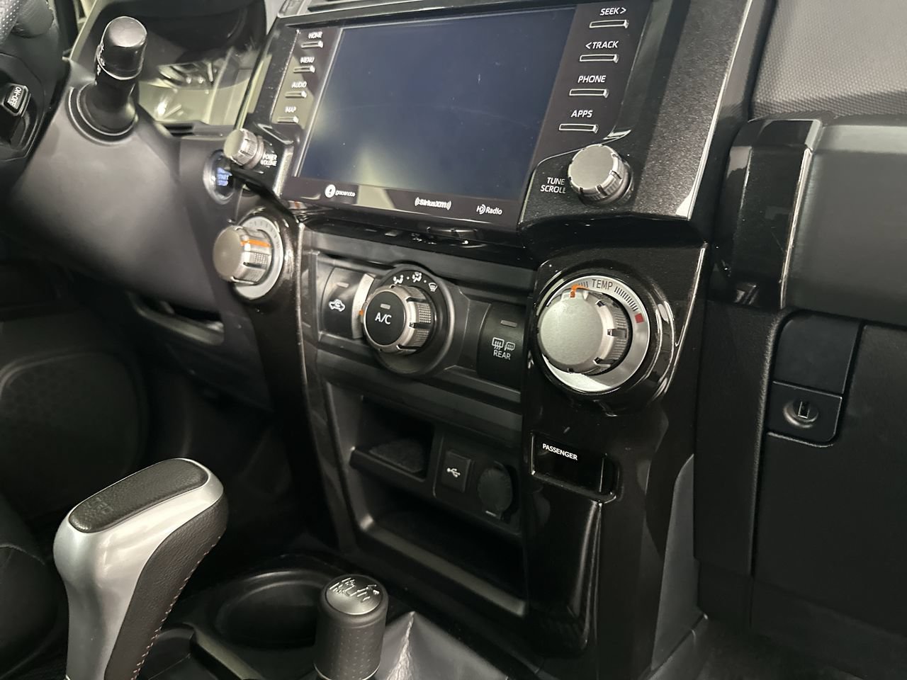 Used 2024 Toyota 4Runner TRD Off-Road Premium w/ Moonroof Package AWD/4WD image 15