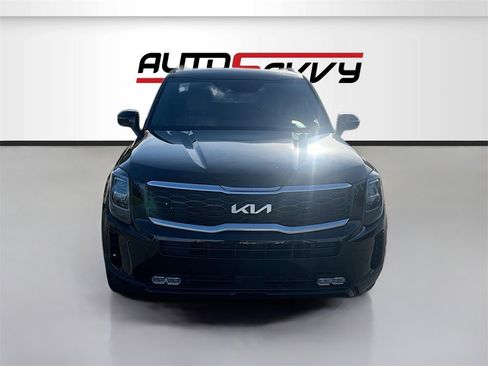 Used 2022 Kia Telluride SX w/ SX Prestige Package image 2