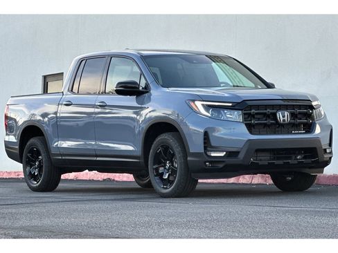 New 2026 Honda Ridgeline Black Edition image 2