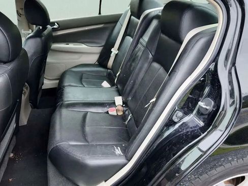 Used 2015 INFINITI Q40 w/ Moonroof Package image 10