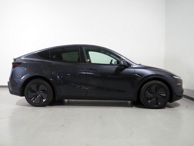 Used 2026 Tesla Model Y Long Range AWD/4WD image 6