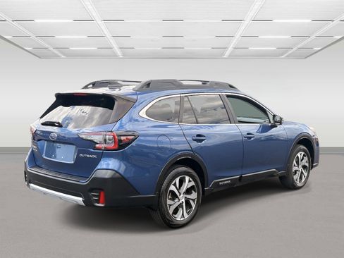 Certified 2022 Subaru Outback Limited w/ Popular Package #2 AWD/4WD image 5