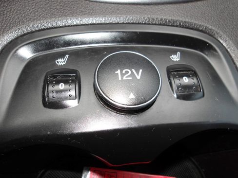 Used 2014 Ford Focus Titanium image 15