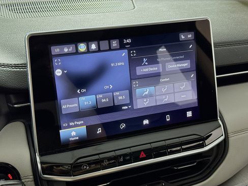 Used 2022 Jeep Compass Limited w/ Sun and Sound Group AWD/4WD image 18