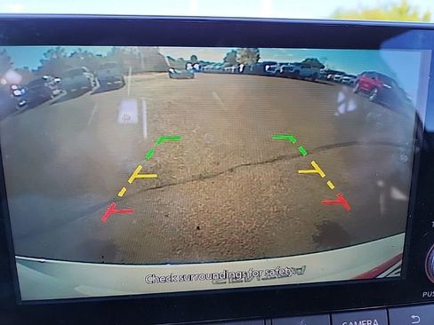 Used 2021 Nissan Sentra SR FWD image 21