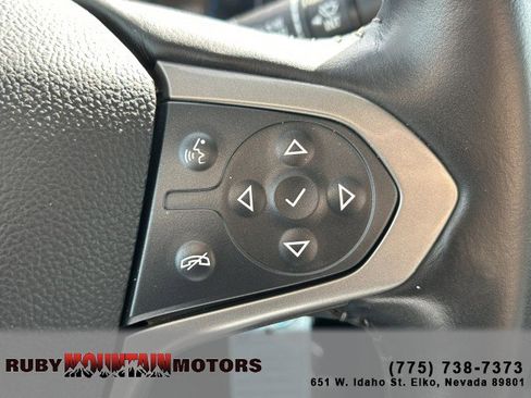 Used 2022 Chevrolet Colorado Z71 w/ Z71 Midnight Edition image 13