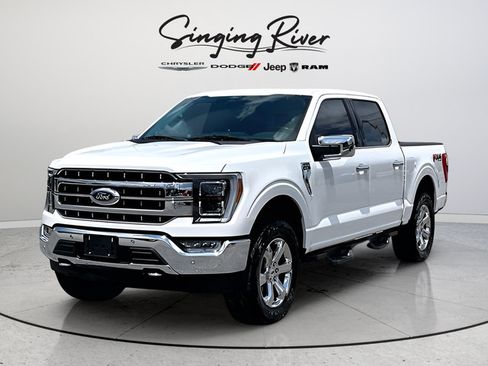 Used 2022 Ford F150 Lariat w/ Equipment Group 502A High AWD/4WD image 3