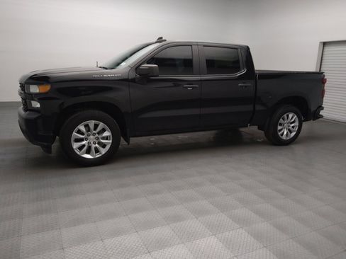Used 2019 Chevrolet Silverado 1500 Custom w/ Infotainment Package image 2