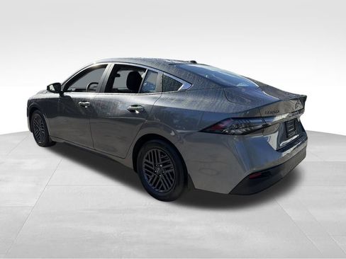 New 2026 Nissan Sentra SV w/ Floor Mat Package FWD image 5