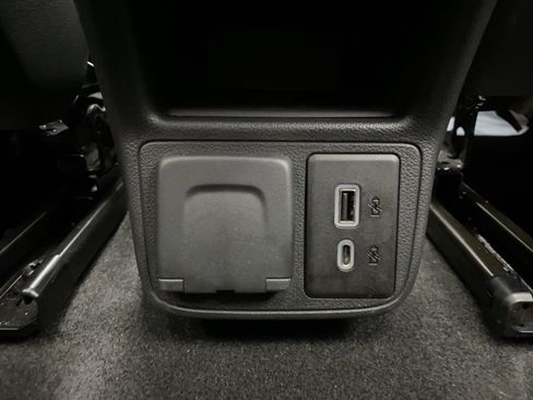 Used 2023 Chevrolet TrailBlazer ACTIV w/ Sun and Liftgate Package AWD/4WD image 22