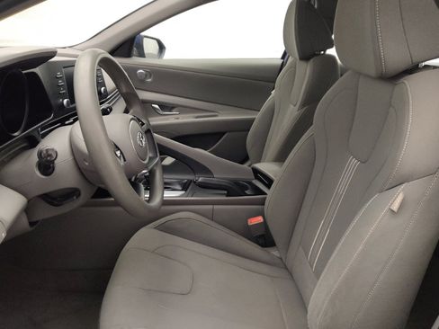 Used 2022 Hyundai Elantra SEL w/ Cargo Package image 17