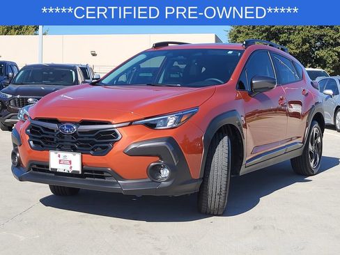 Certified 2025 Subaru Crosstrek 2.5i Limited w/ Crosstrek Mirror Package image 2