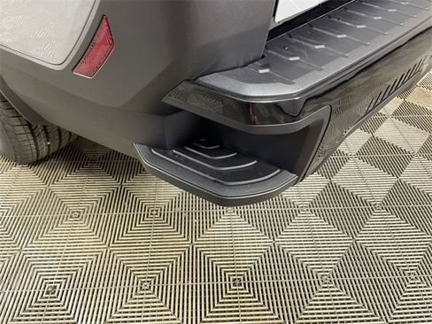 New 2026 GMC Sierra EV Elevation image 18