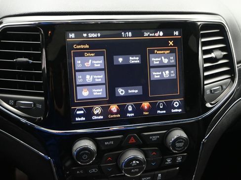 Used 2020 Jeep Grand Cherokee Overland image 19