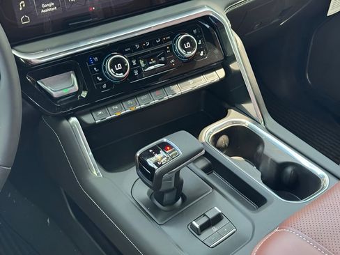 New 2026 GMC Sierra 1500 Denali Ultimate AWD/4WD image 17