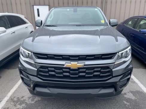 Used 2022 Chevrolet Colorado W/T w/ Custom Special Edition RWD image 2