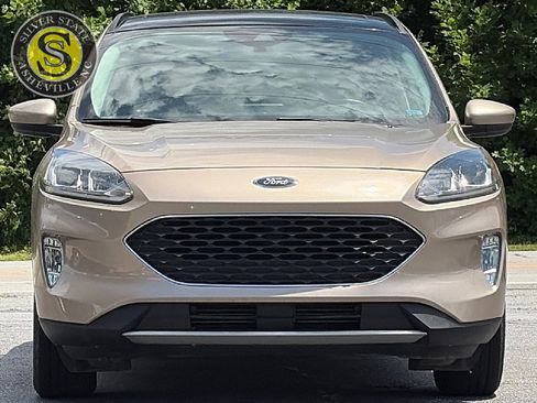 Used 2021 Ford Escape SEL w/ Technology Package FWD image 2